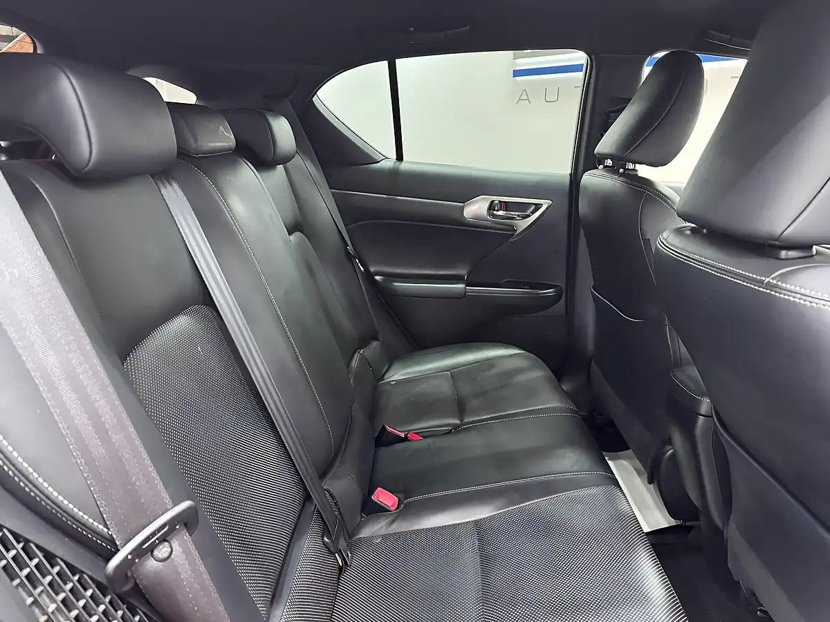 Used 2015 Lexus Ct F Sport Red - Interior and Exterior details 17