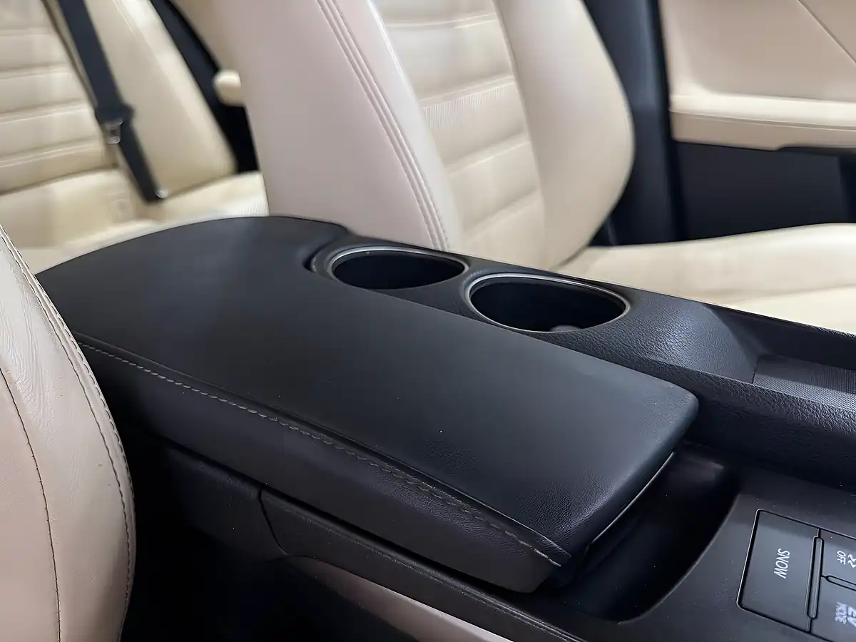 Used 2015 Lexus Is Advance Red - Interior and Exterior details 16