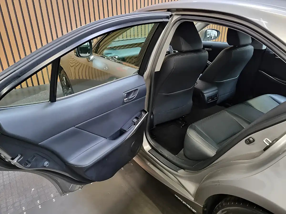 Used 2015 Lexus Is Executive Edition Satin Cashmere Metallic - Interior and Exterior details 18
