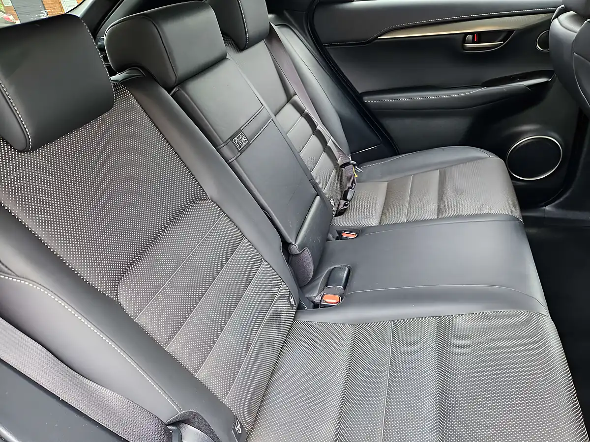 Used 2015 Lexus Nx 300h F Sport Silver - Interior and Exterior details 16