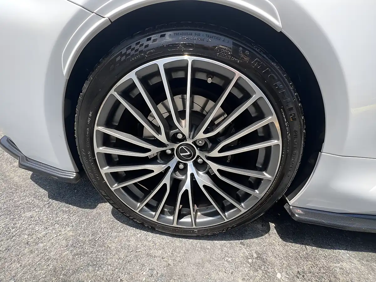 Used 2015 Lexus Rc-F Pearl White - Interior and Exterior details 18