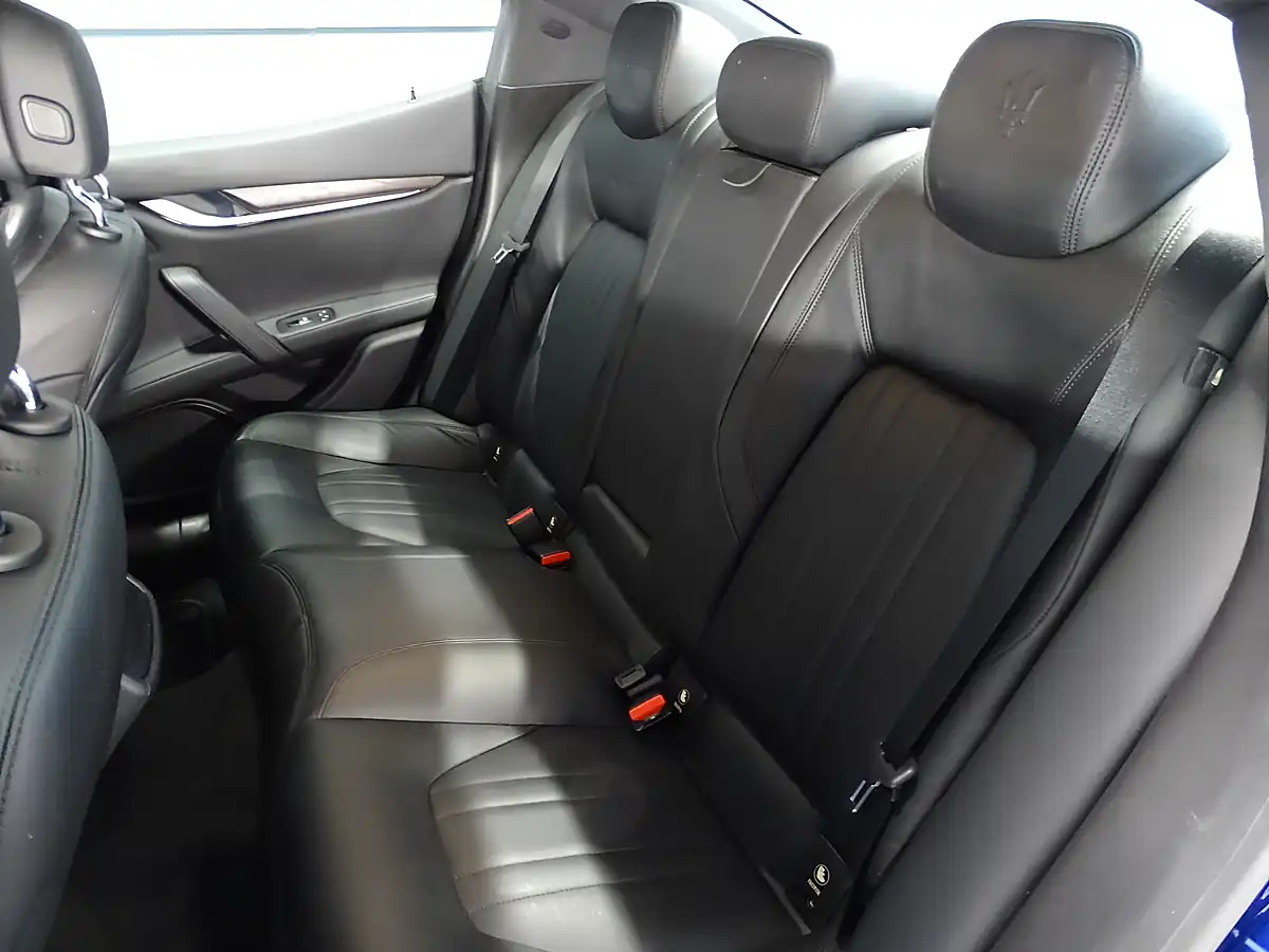 Used 2015 Maserati Ghibli Blu Emozione (blue) - Interior and Exterior details 14