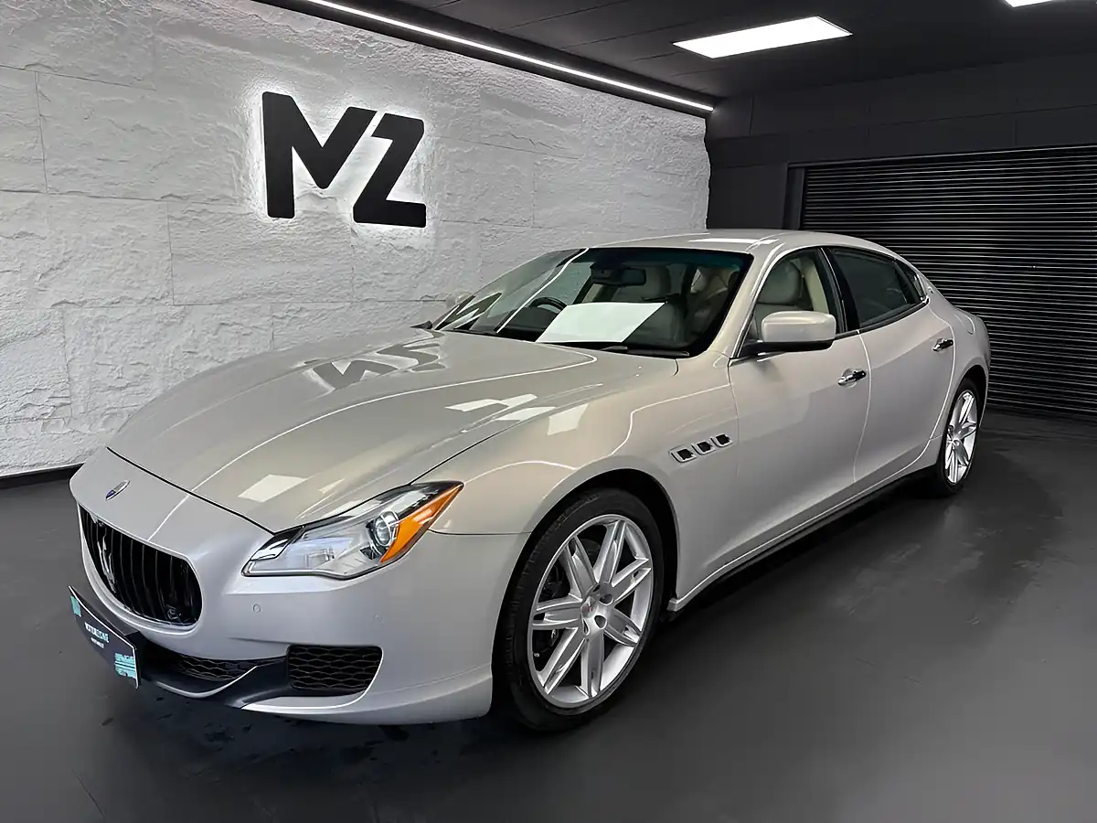 Used 2015 Maserati Quattroporte S Silver/Beige - Interior and Exterior details 10