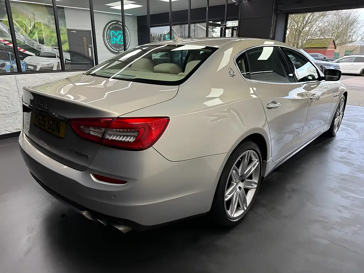 Used 2015 Maserati Quattroporte S Silver/Beige - Interior and Exterior details 14
