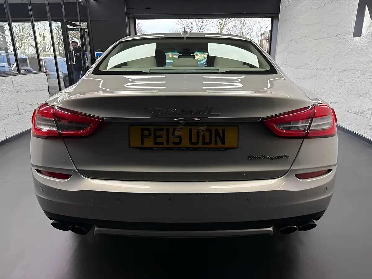 Used 2015 Maserati Quattroporte S Silver/Beige - Interior and Exterior details 6