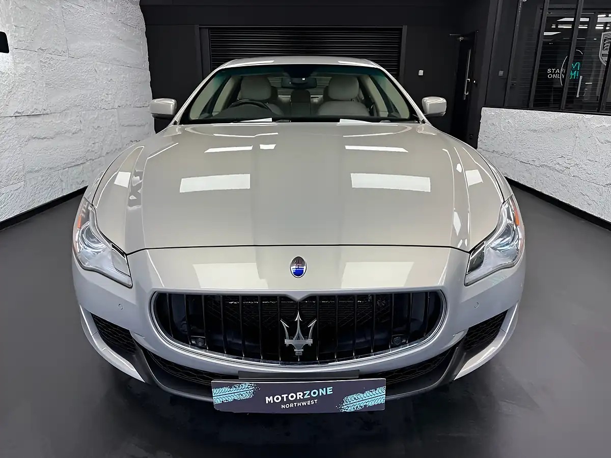 Used 2015 Maserati Quattroporte S Silver/Beige - Interior and Exterior details 8