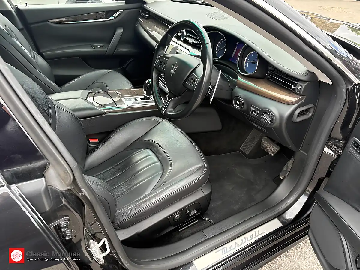 Used 2015 Maserati Quattroporte Saloon Black - Interior and Exterior details 2