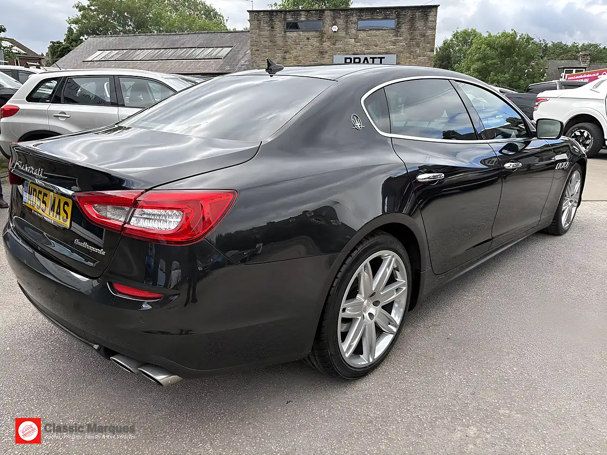 Used 2015 Maserati Quattroporte Saloon Black - Interior and Exterior details 8