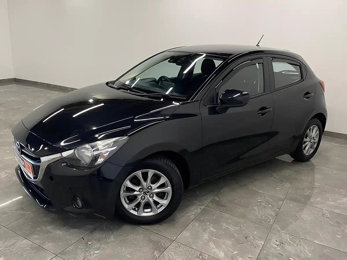 Used 2015 Mazda 2 Se-L Black - Interior and Exterior details 4