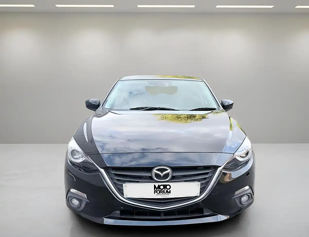 Used 2015 Mazda 3 Se-L Black - Interior and Exterior details 3