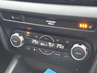 Used 2015 Mazda 3 Se-L Black - Interior and Exterior details 12
