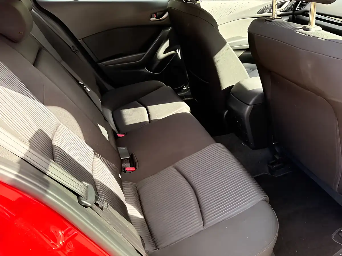 Used 2015 Mazda 3 Se-L Nav Red - Interior and Exterior details 13