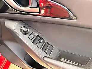 Used 2015 Mazda 3 Se-L Nav Red - Interior and Exterior details 19