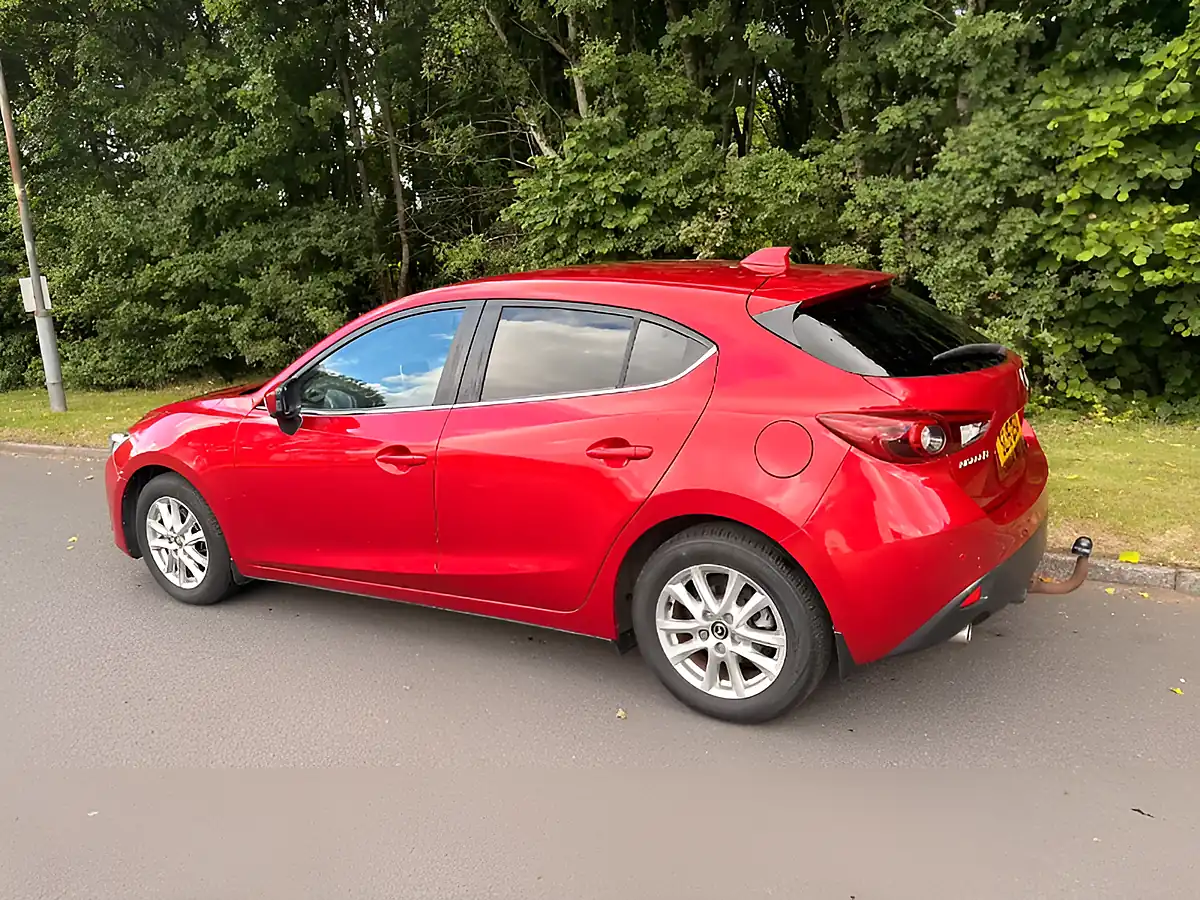 Used 2015 Mazda 3 Se-L Nav Red - Interior and Exterior details 9