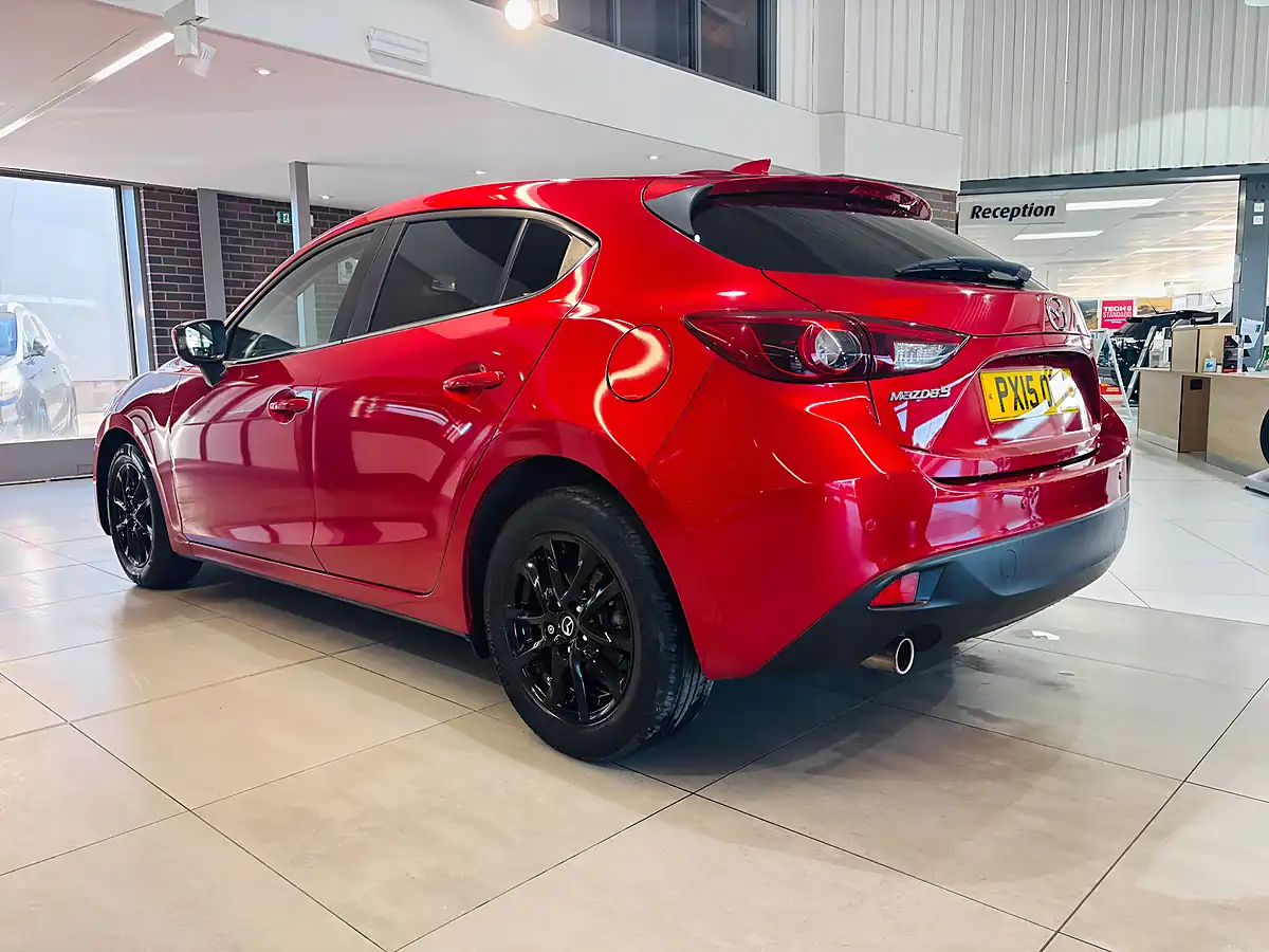 Used 2015 Mazda 3 Se-L Nav Red - Interior and Exterior details 5