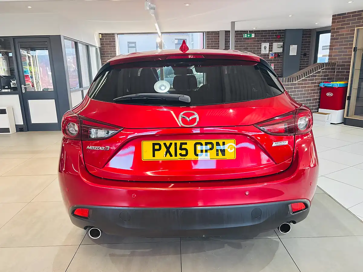 Used 2015 Mazda 3 Se-L Nav Red - Interior and Exterior details 8
