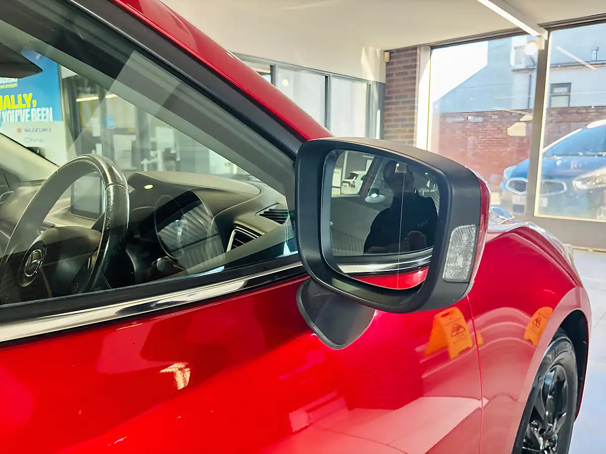 Used 2015 Mazda 3 Se-L Nav Red - Interior and Exterior details 9