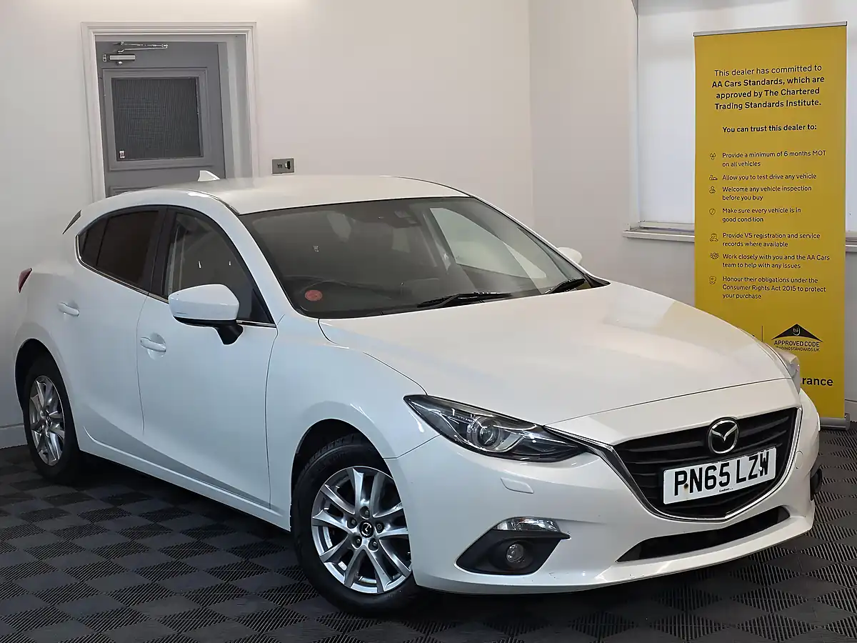 Used 2015 Mazda 3 Se-L Nav White - Interior and Exterior details 3