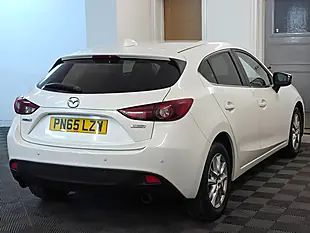 Used 2015 Mazda 3 Se-L Nav White - Interior and Exterior details 4