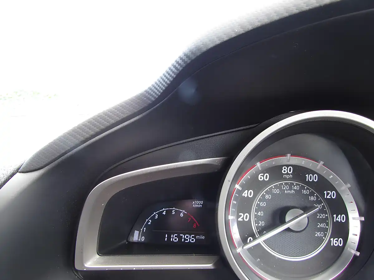 Used 2015 Mazda 3 Se Nav Black - Interior and Exterior details 15