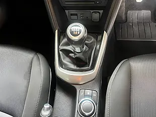 Used 2015 Mazda CX-3 Se-L Nav White - Interior and Exterior details 15
