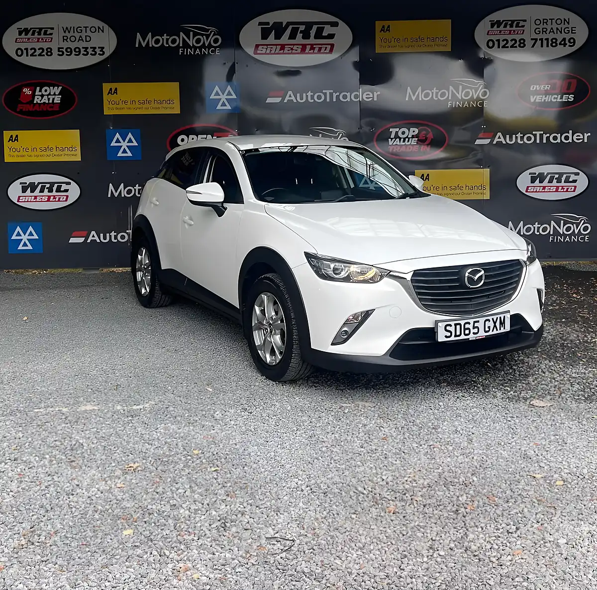 Used 2015 Mazda CX-3 Se-L Nav White - Interior and Exterior details 4