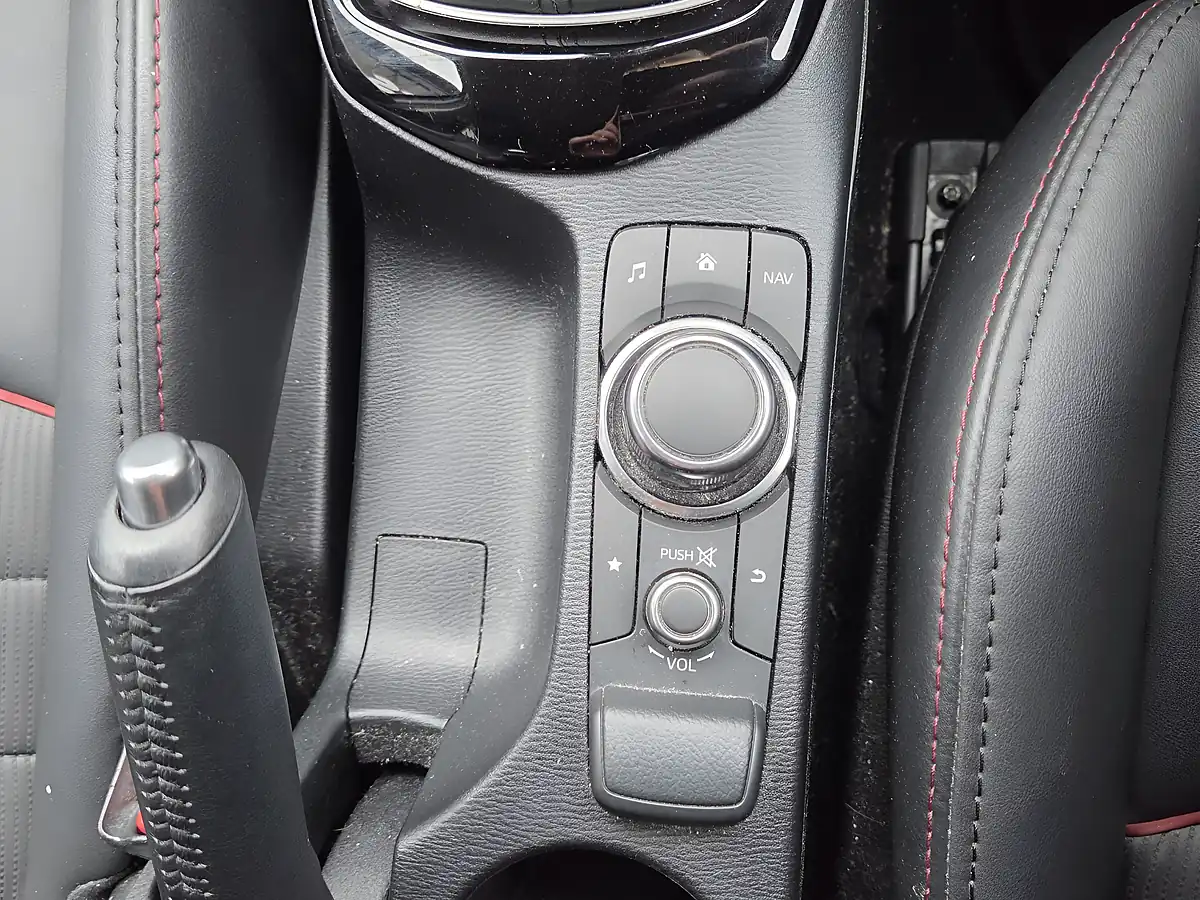 Used 2015 Mazda CX-3 Sport Nav Grey - Interior and Exterior details 15