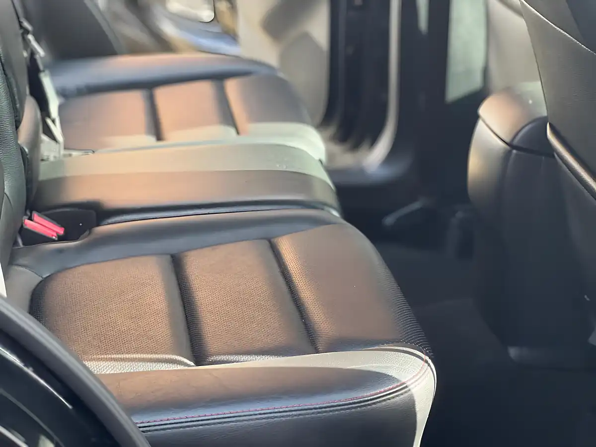 Used 2015 Mazda CX-5 Se-L Lux Nav Black - Interior and Exterior details 11