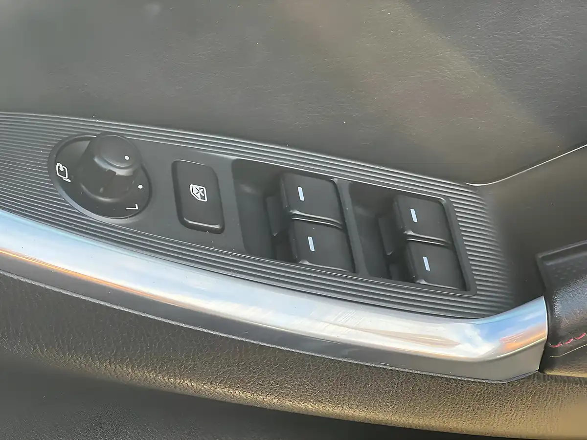 Used 2015 Mazda CX-5 Se-L Lux Nav Black - Interior and Exterior details 13