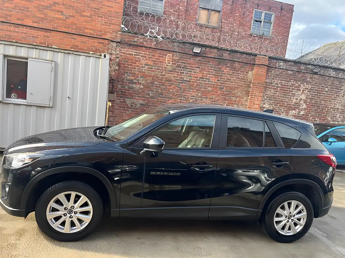 Used 2015 Mazda CX-5 Se-L Lux Nav Black - Interior and Exterior details 6