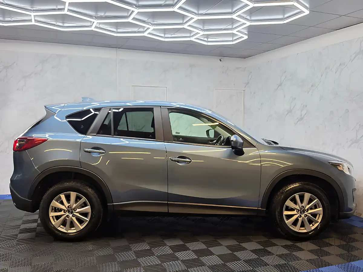 Used 2015 Mazda CX-5 Se-L Nav Blue - Interior and Exterior details 10