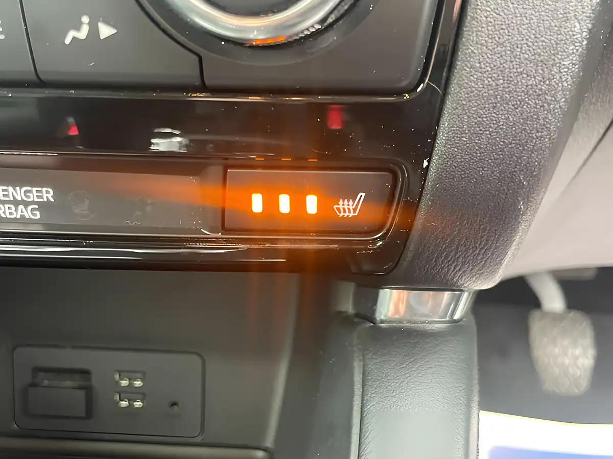 Used 2015 Mazda CX-5 Sport Nav Black - Interior and Exterior details 16
