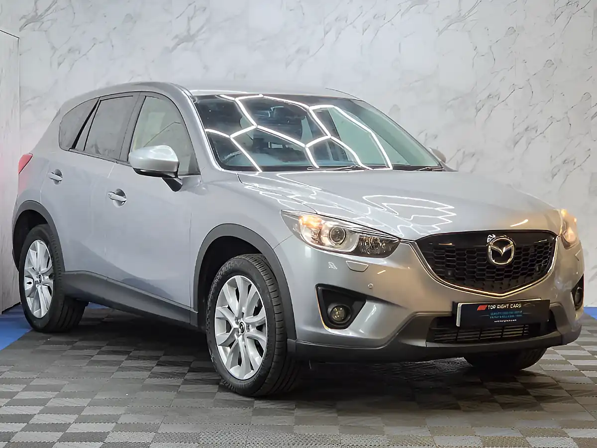 Used 2015 Mazda CX-5 Sport Nav Silver - Front View