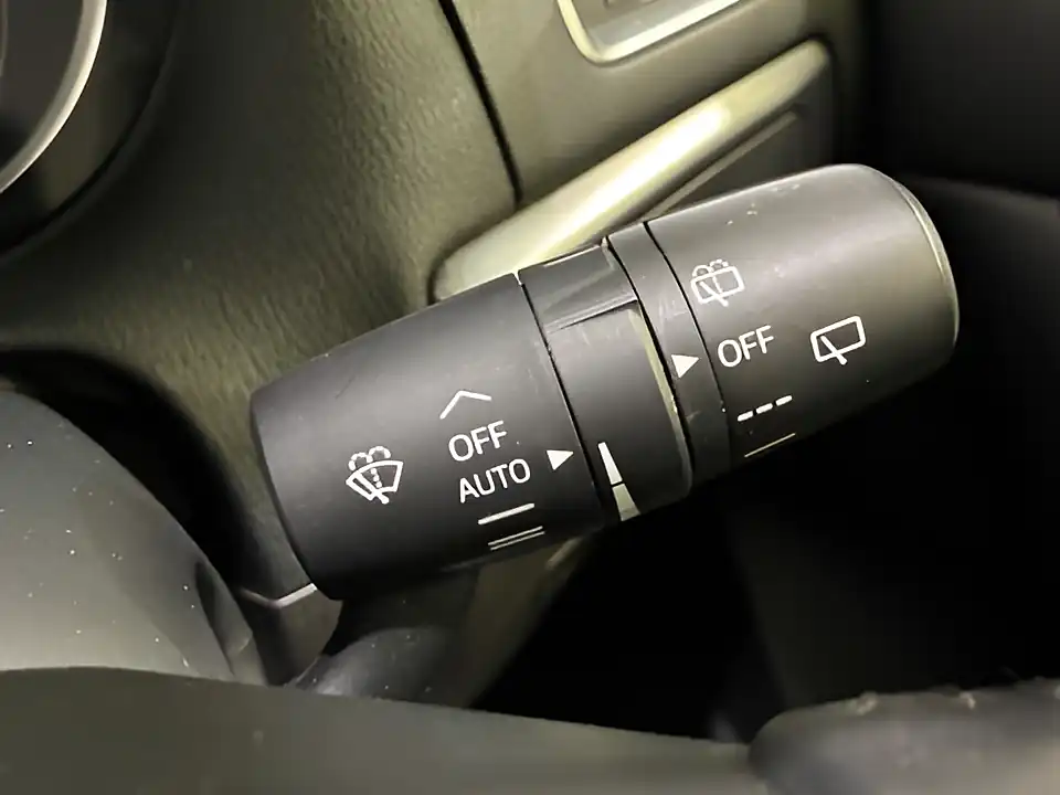 Used 2015 Mazda CX-5 Sport Nav Silver - Interior and Exterior details 14