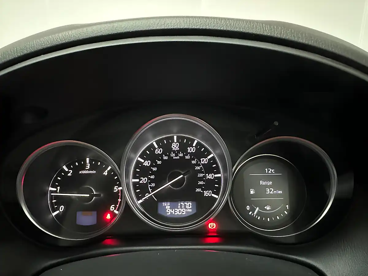 Used 2015 Mazda CX-5 Sport Nav Soul Red - Interior and Exterior details 15