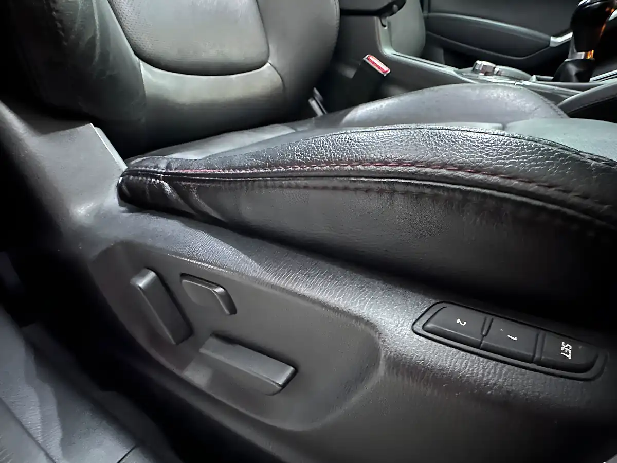 Used 2015 Mazda CX-5 Sport Nav Soul Red - Interior and Exterior details 18