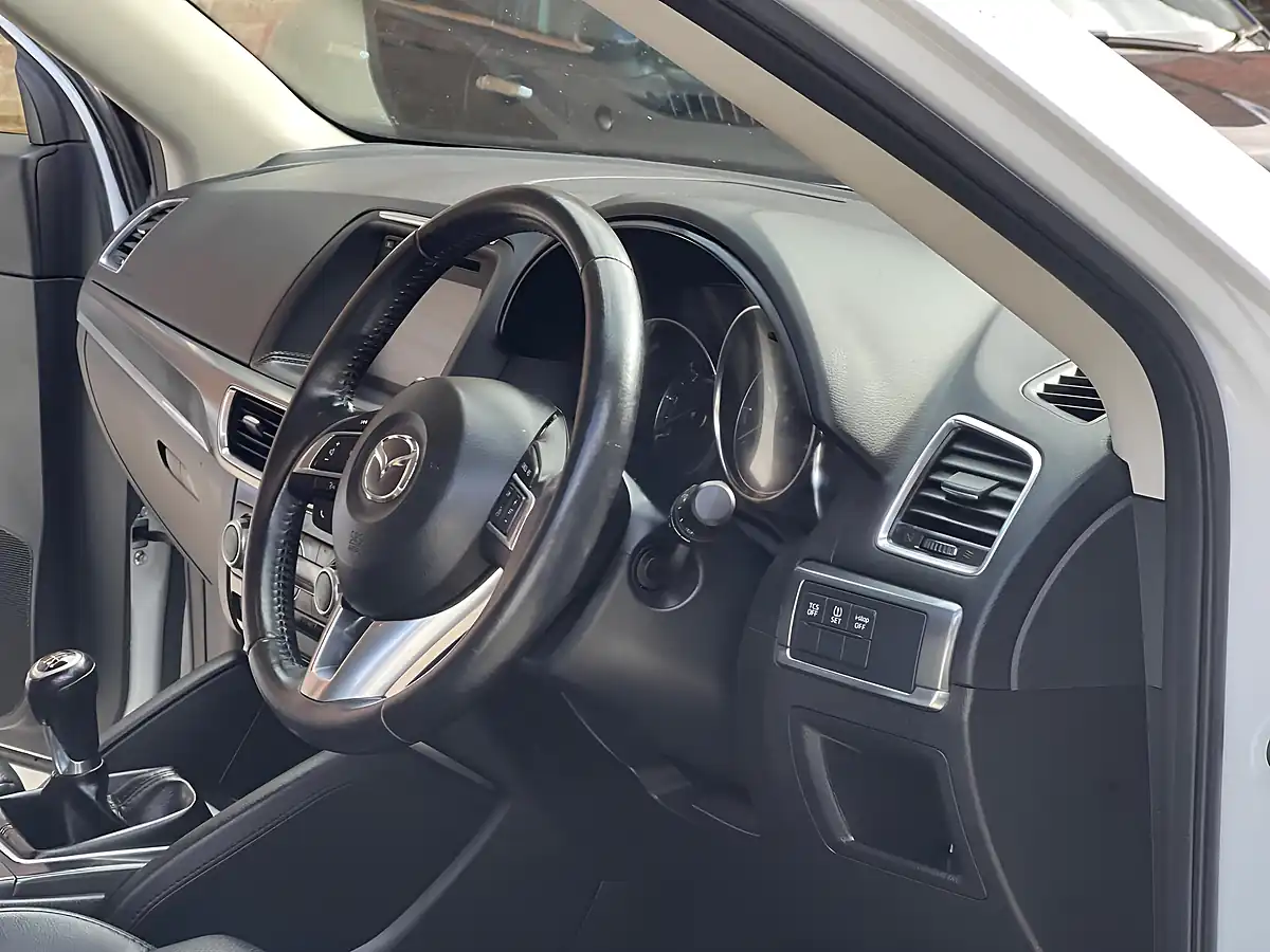 Used 2015 Mazda CX-5 Sport Nav White - Interior and Exterior details 9