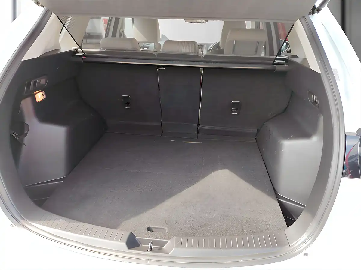 Used 2015 Mazda CX-5 Sport Nav White - Interior and Exterior details 18
