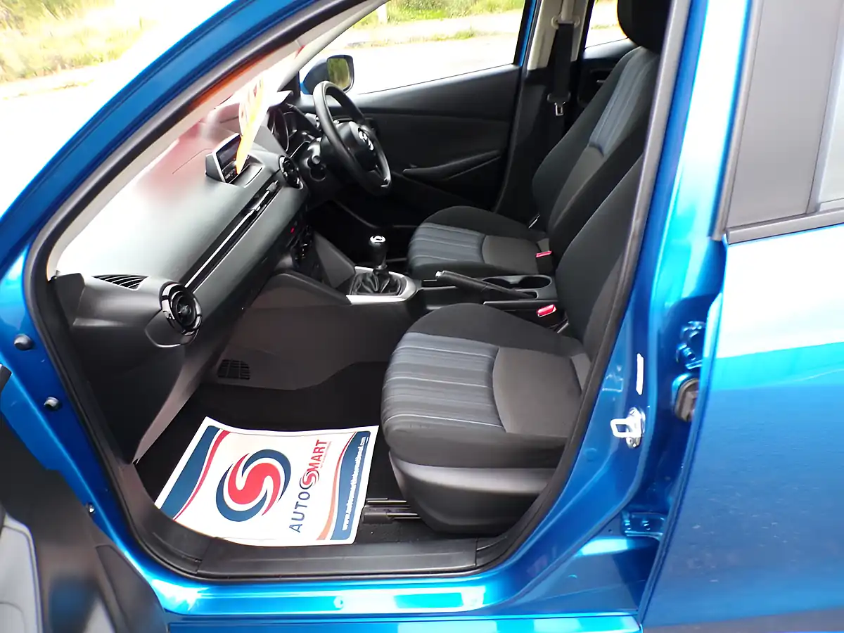 Used 2015 Mazda Mazda2 Se Blue - Interior and Exterior details 11
