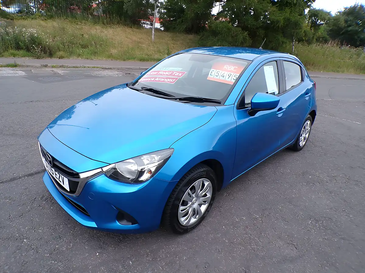 Used 2015 Mazda Mazda2 Se Blue - Interior and Exterior details 13