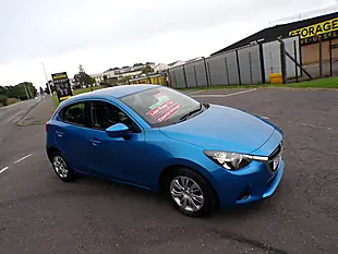 Used 2015 Mazda Mazda2 Se Blue - Interior and Exterior details 15