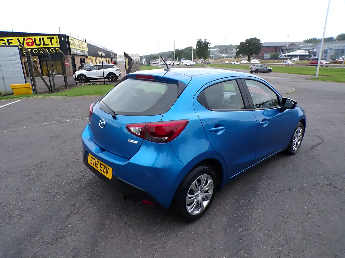 Used 2015 Mazda Mazda2 Se Blue - Interior and Exterior details 6