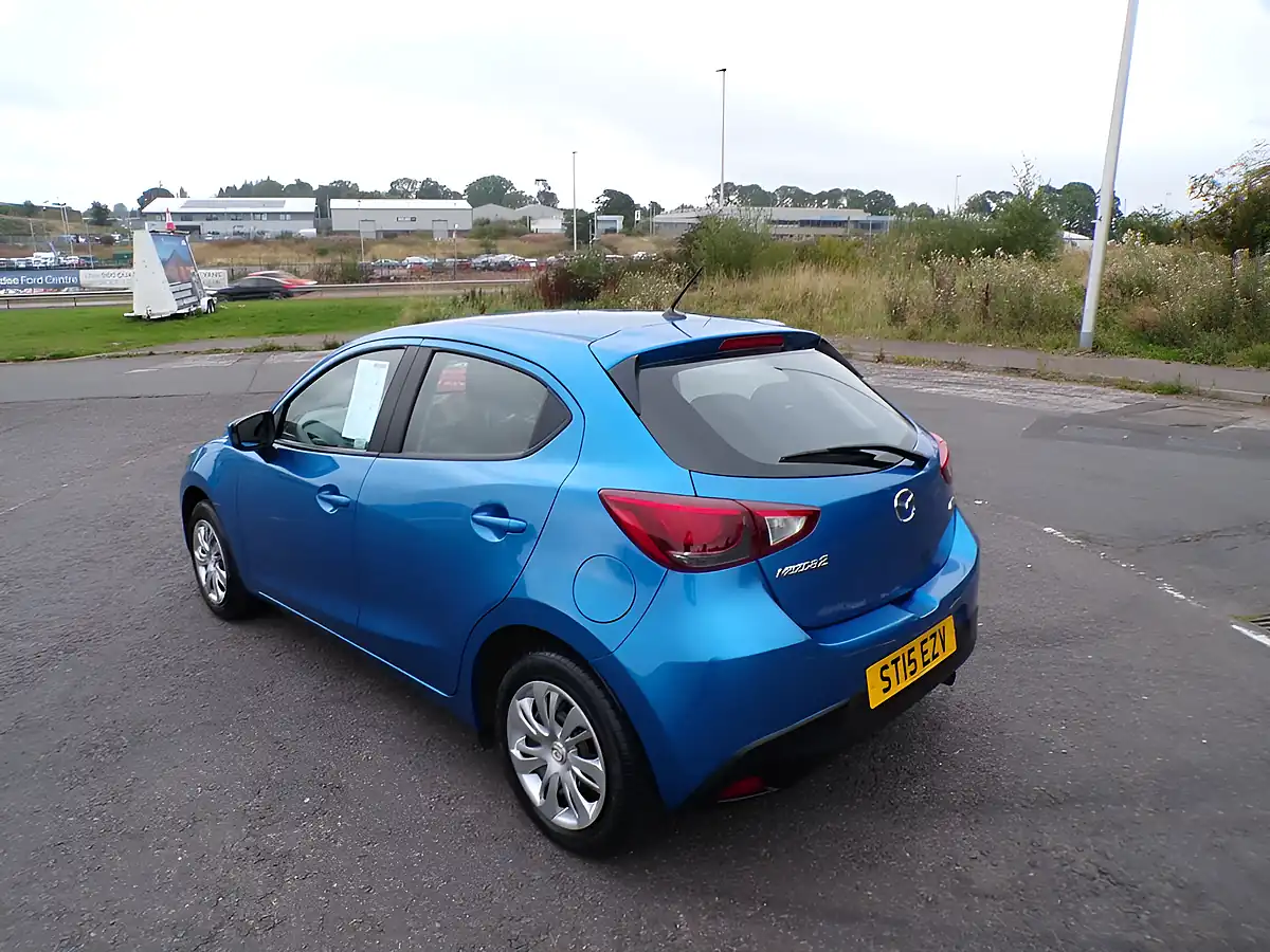 Used 2015 Mazda Mazda2 Se Blue - Interior and Exterior details 9