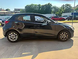 Used 2015 Mazda Mazda2 Se-L Black - Interior and Exterior details 8