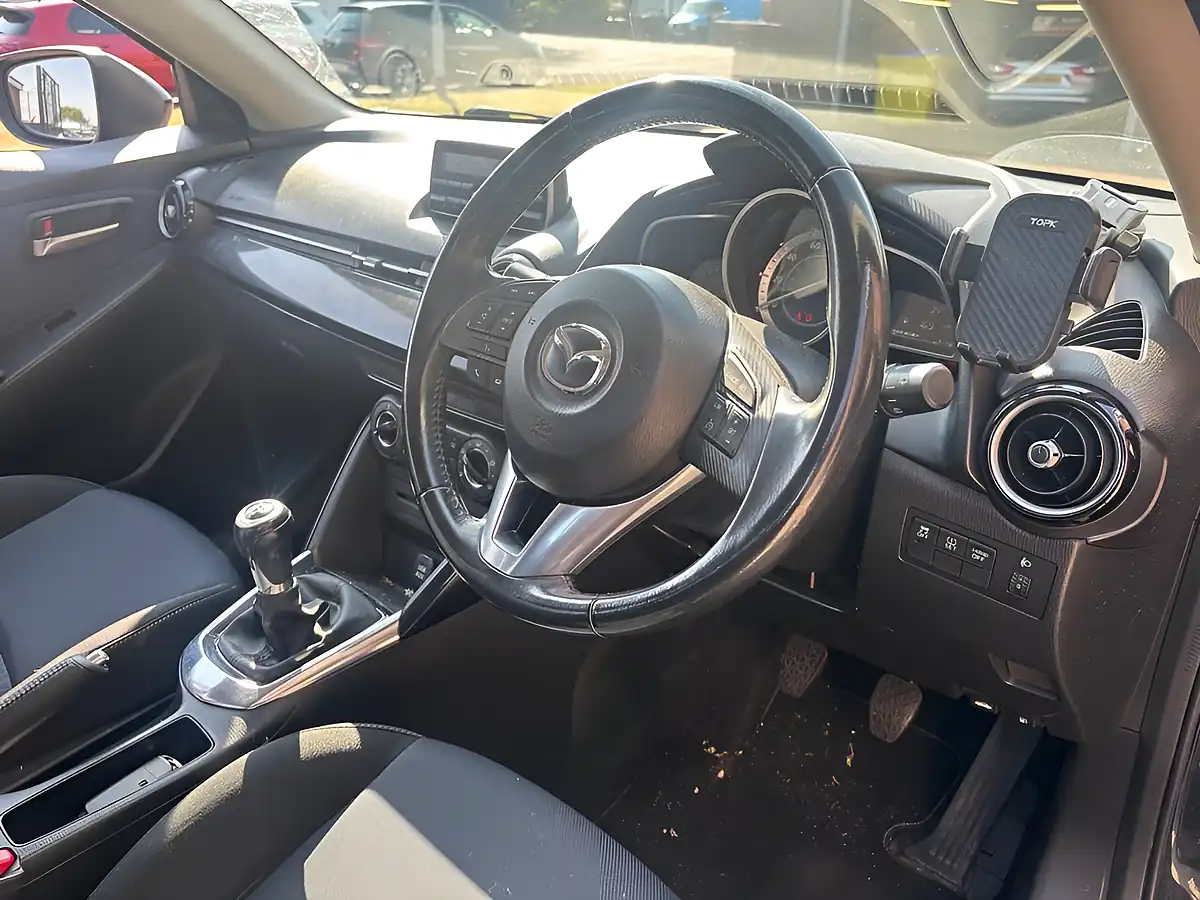 Used 2015 Mazda Mazda2 Se-L Black - Interior and Exterior details 9