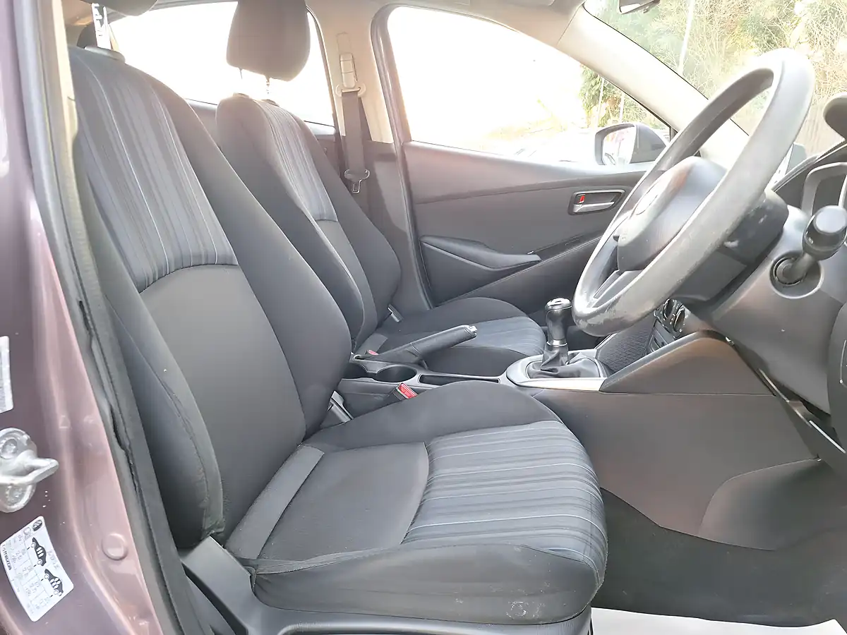 Used 2015 Mazda Mazda2 Se Purple - Interior and Exterior details 11