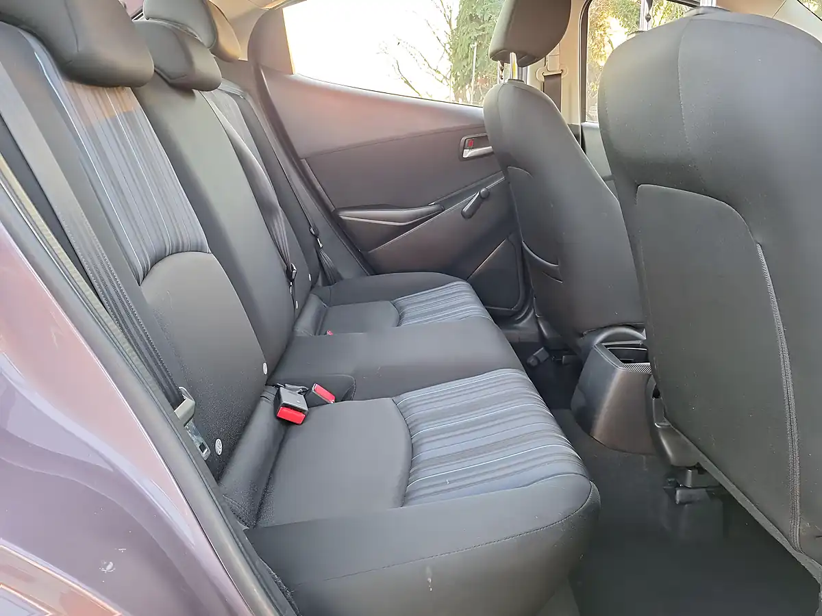 Used 2015 Mazda Mazda2 Se Purple - Interior and Exterior details 13