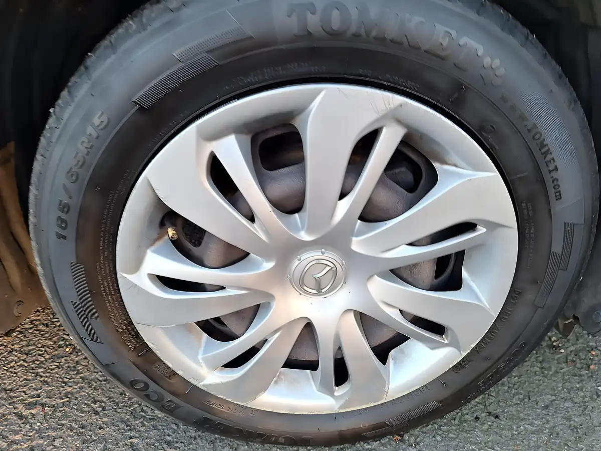 Used 2015 Mazda Mazda2 Se Purple - Interior and Exterior details 16