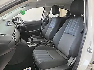 Used 2015 Mazda Mazda2 Se White - Interior and Exterior details 13