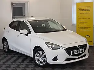 Used 2015 Mazda Mazda2 Se White - Interior and Exterior details 3